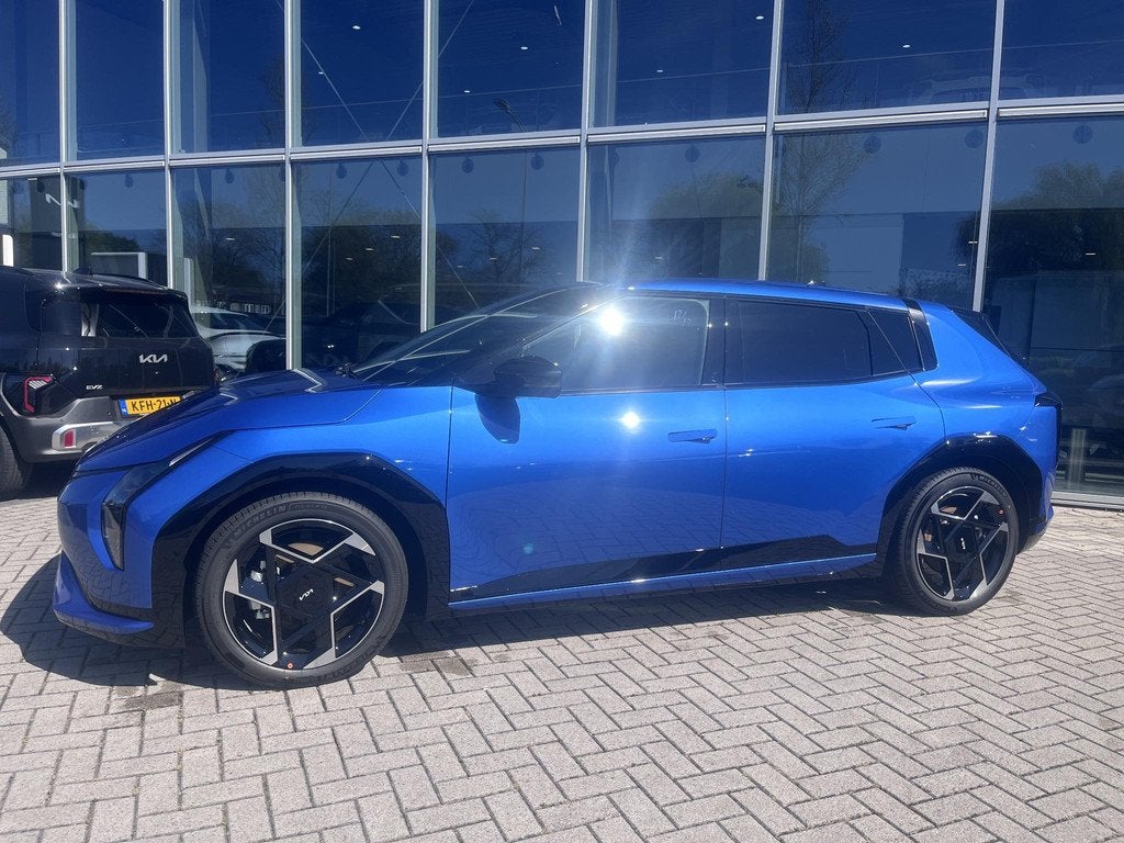 Kia EV4 GT-Line Business Edition 81.4 kWh VOORRAAD AUTO! TIJ, Auto's, Kia, 81 kWh, Blauw, 33 min, Origineel Nederlands