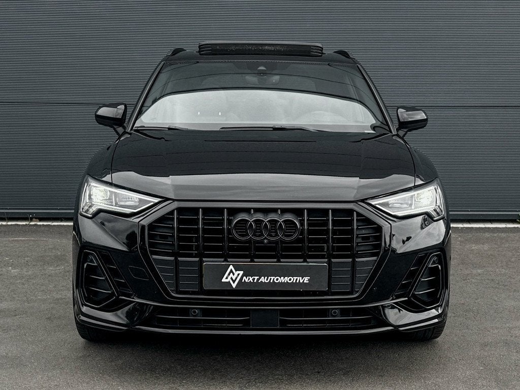 Audi Q3 45 TFSI quattro S-Line, Pano, ACC, Matrix, Sfeer, El, Auto's, Audi, Gebruikt, 1984 cc, Zwart, 14 km/l