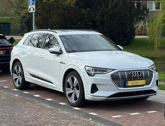 Audi e-tron 55 quattro (2019) Zeer compleet uitgerust, Auto's, Automaat, Zwart, Wit, Leder