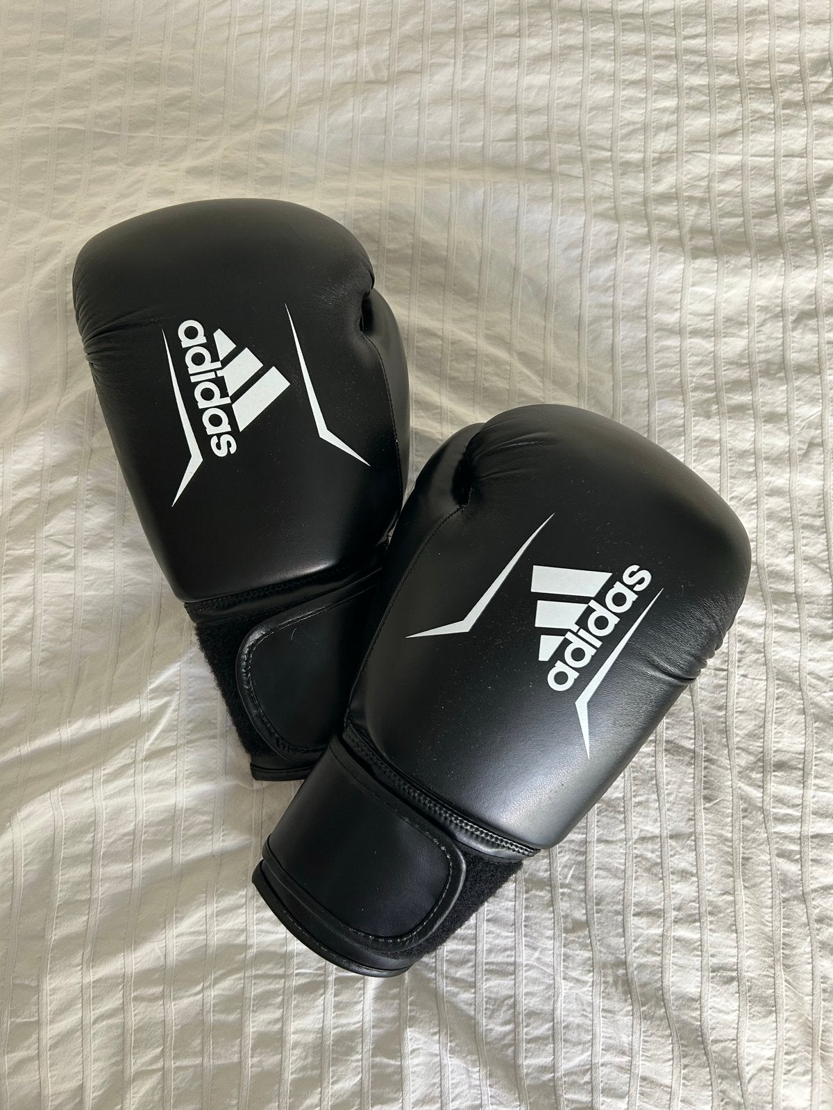 Adidas Bokshandschoenen - 10 oz, Ophalen of Verzenden, Nieuw, Bokshandschoenen