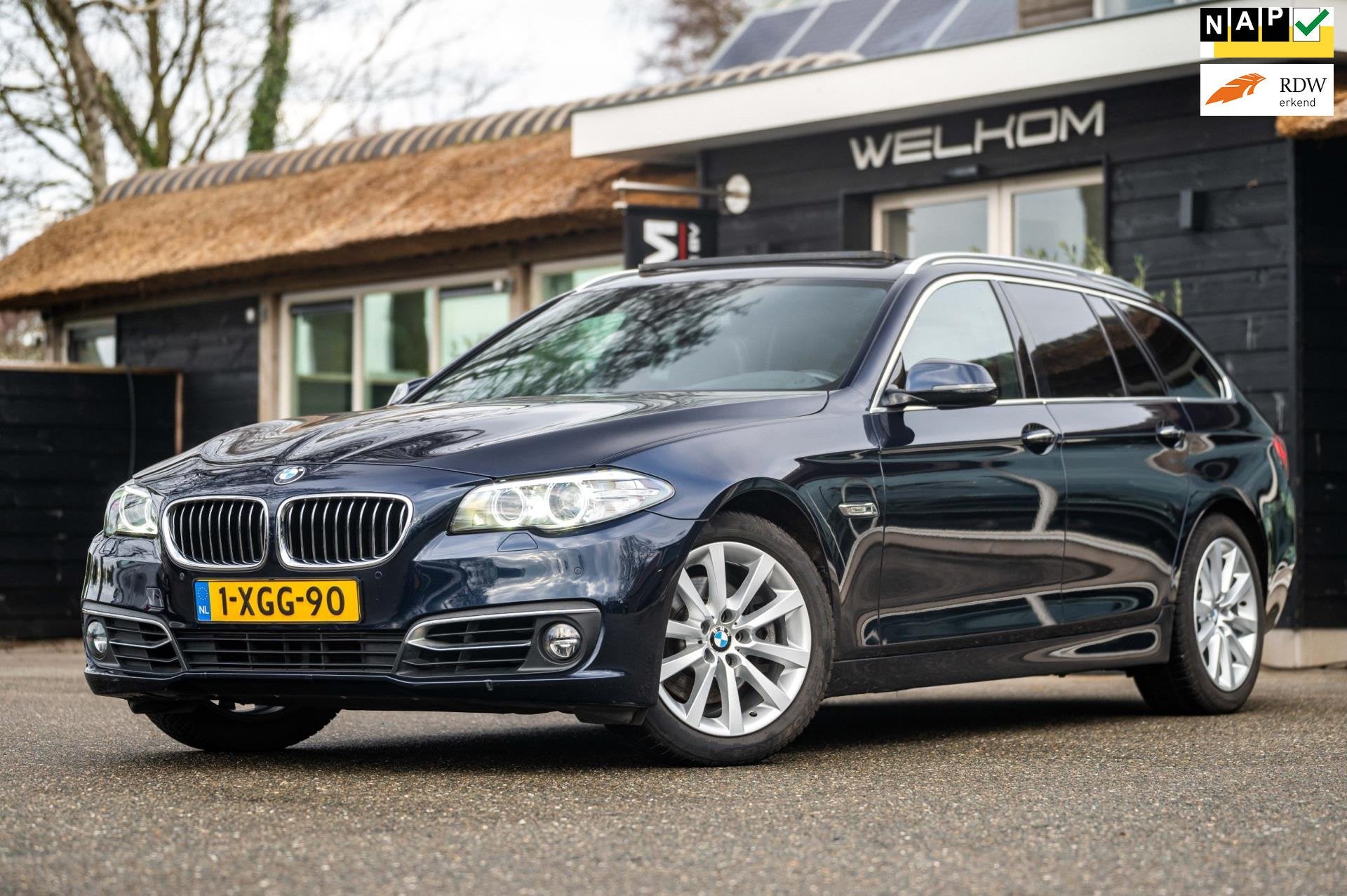 BMW 5-serie Touring 520d Last Minute Edition Panoramadak I S, Auto's, Automaat, Dealer onderhouden, Achterwielaandrijving, 2000 kg