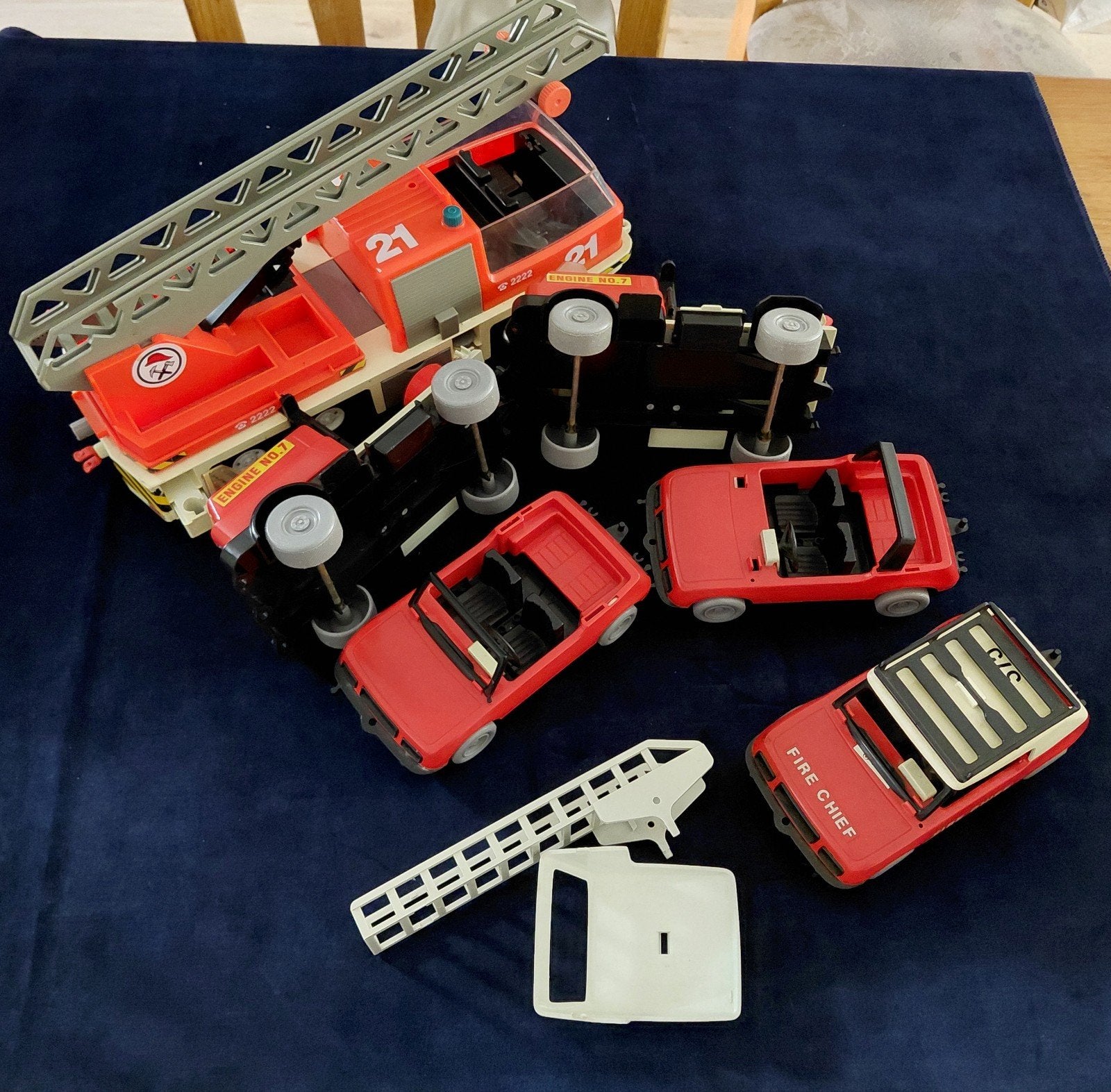Vintage Brandweer Laderwagen en auto voor onderdelen, Kinderen en Baby's, Ophalen, Gebruikt, Losse onderdelen
