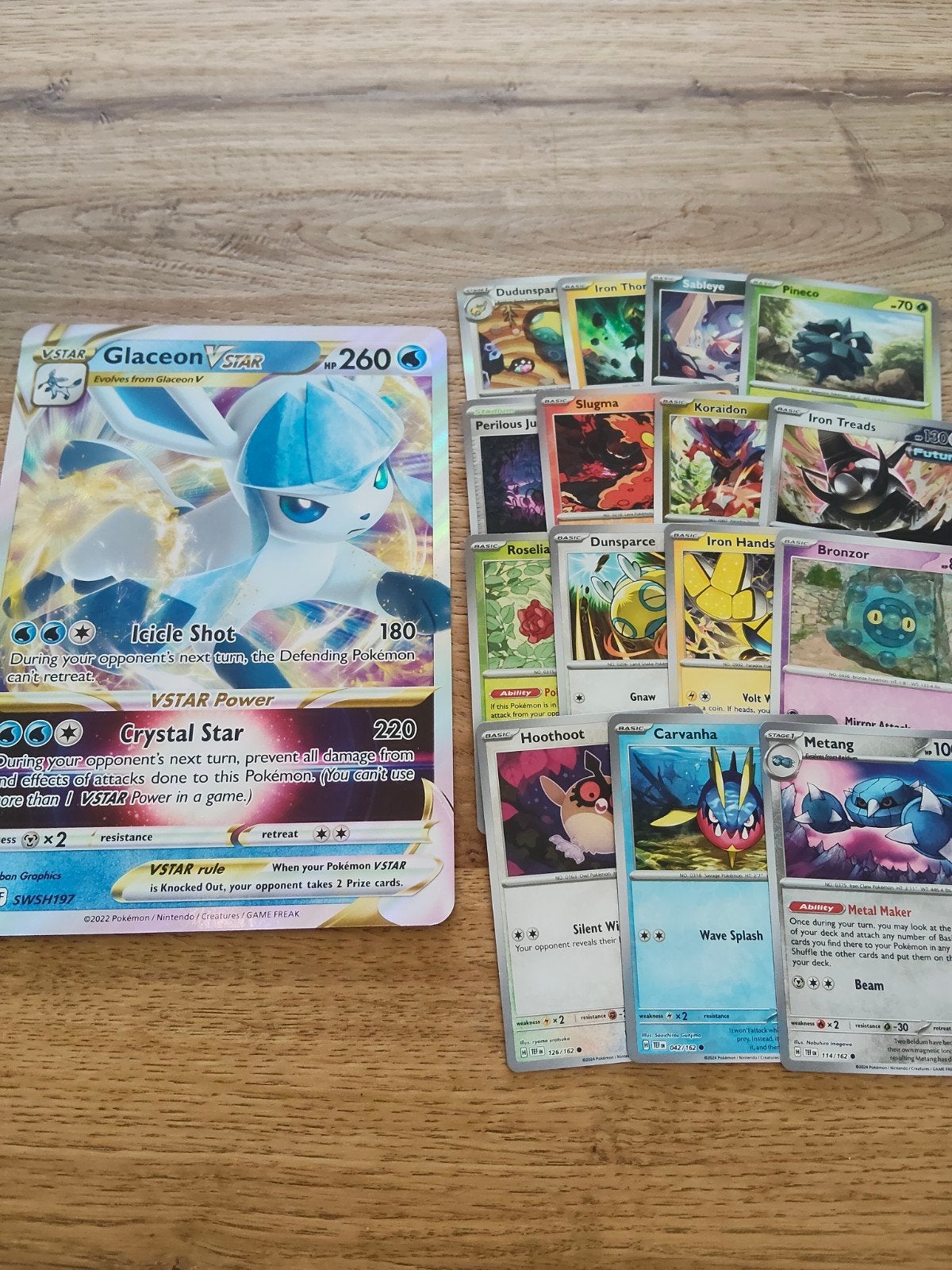 Pokémon set inclusief XL glaceon vstar, Ophalen of Verzenden, Zo goed als nieuw, Meerdere kaarten