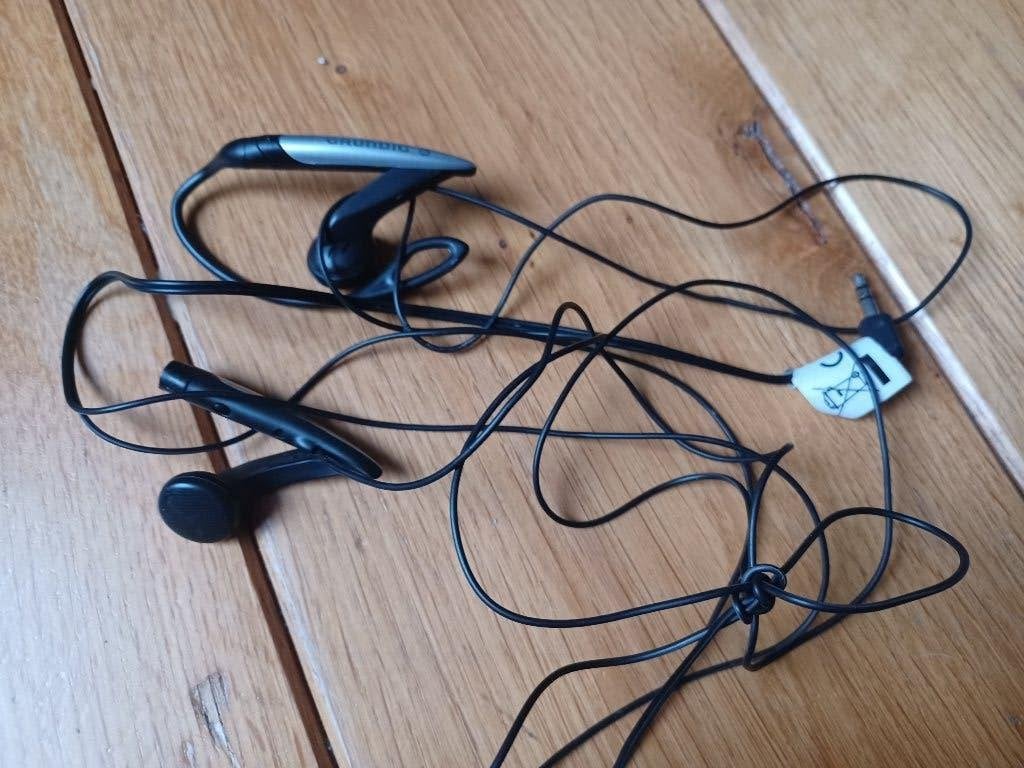 Grundig oordopjes met aparte oorklem, Zwart, Overige merken, Ophalen of Verzenden, Zo goed als nieuw