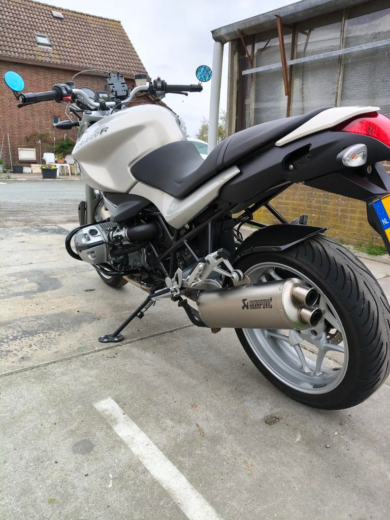 BMW r1200r zeer mooi +kofferset, 2 cilinders, Occasion, Particulier, Toermotor