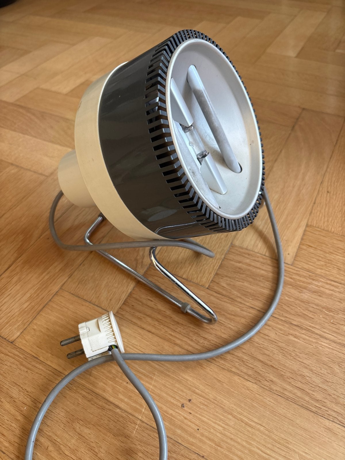 Vintage Quarzlampen Gesellschaft MBH Hanau Type 1001A, Ophalen