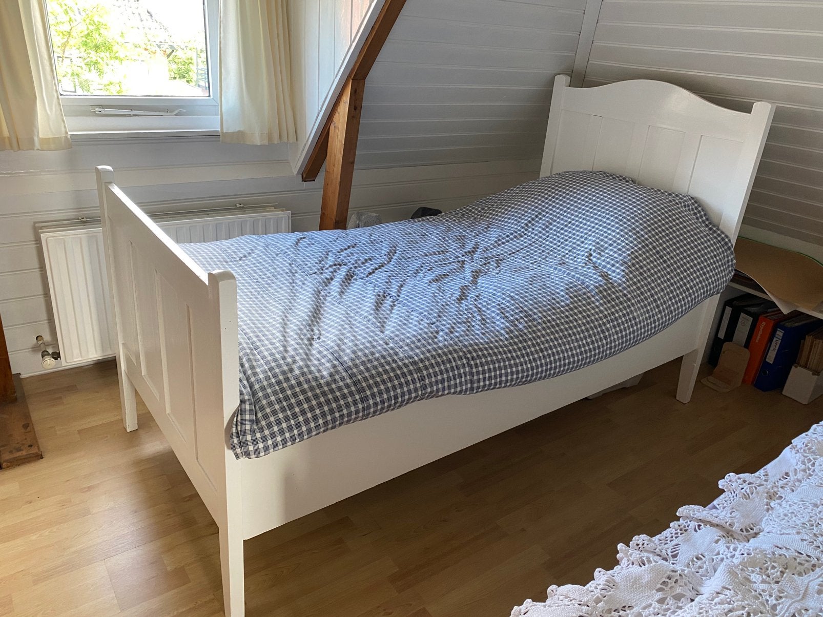 antiek wit bed, Ophalen, 90 cm, Eenpersoons, Wit