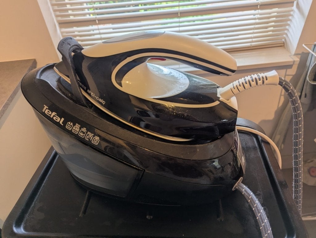 Tefal Express Anti-Calc Stoomstrijkijzer, Witgoed en Apparatuur, Strijkijzers en Strijkplanken, Zo goed als nieuw, Strijkijzer met snoer