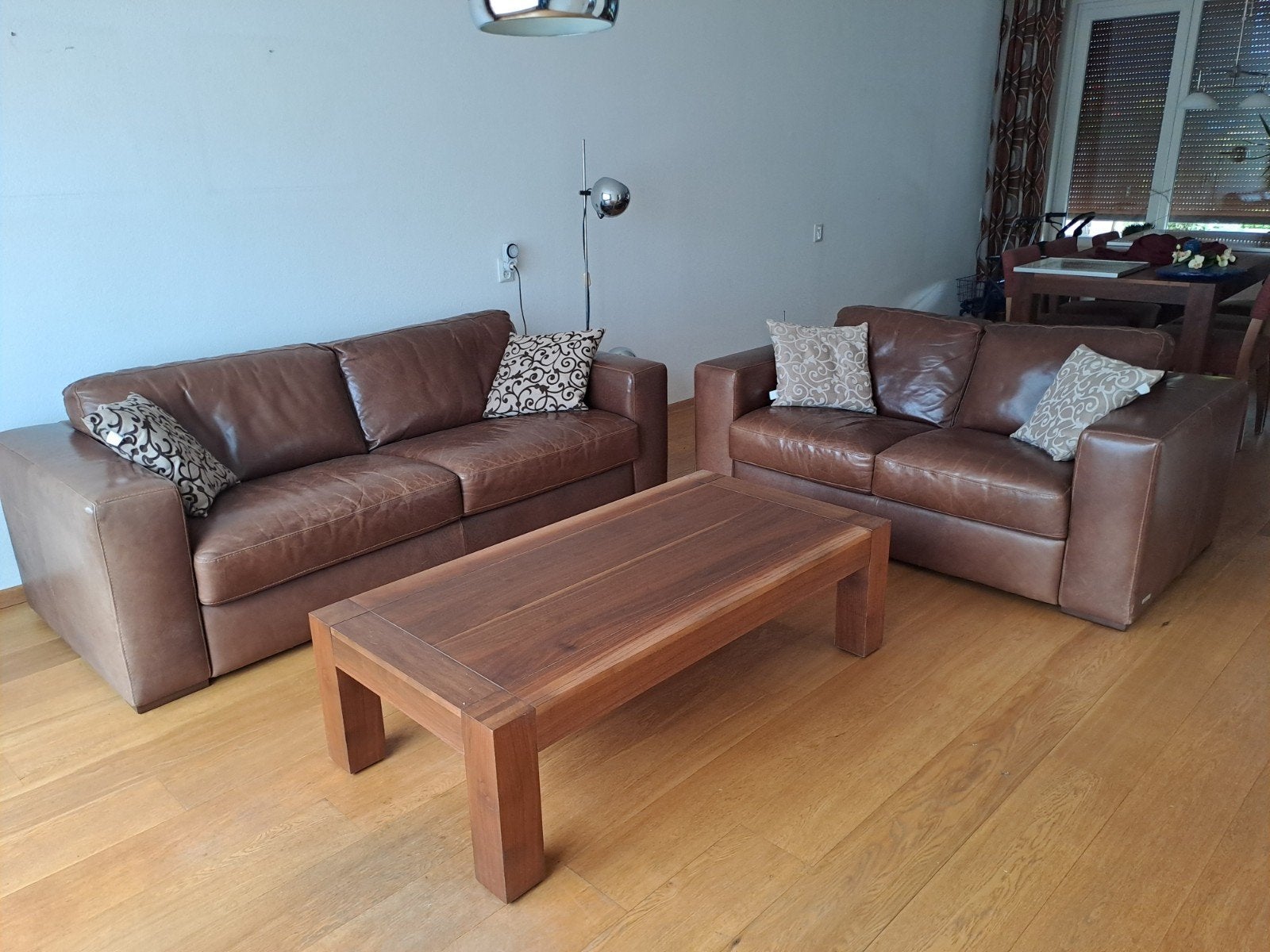 bankstel met salontafel 2 en 3 zits, Huis en Inrichting, Banken | Bankstellen, Ophalen, Gebruikt, 75 tot 100 cm
