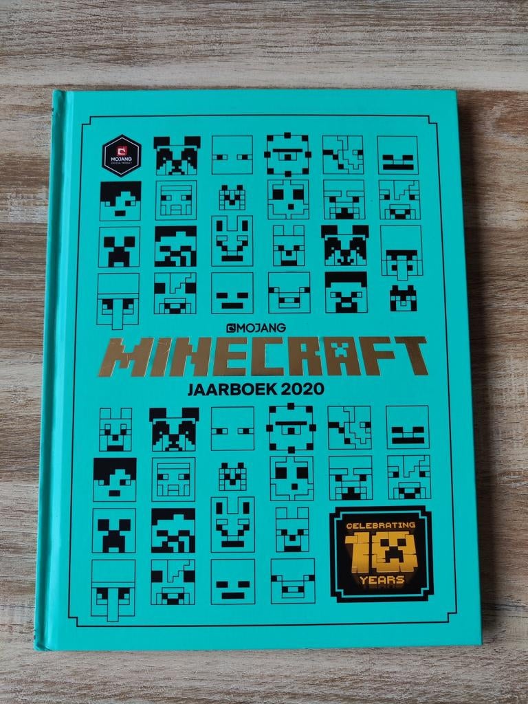Minecraft jaarboek 2020 Mojang, Ophalen of Verzenden, Zo goed als nieuw, Overige onderwerpen