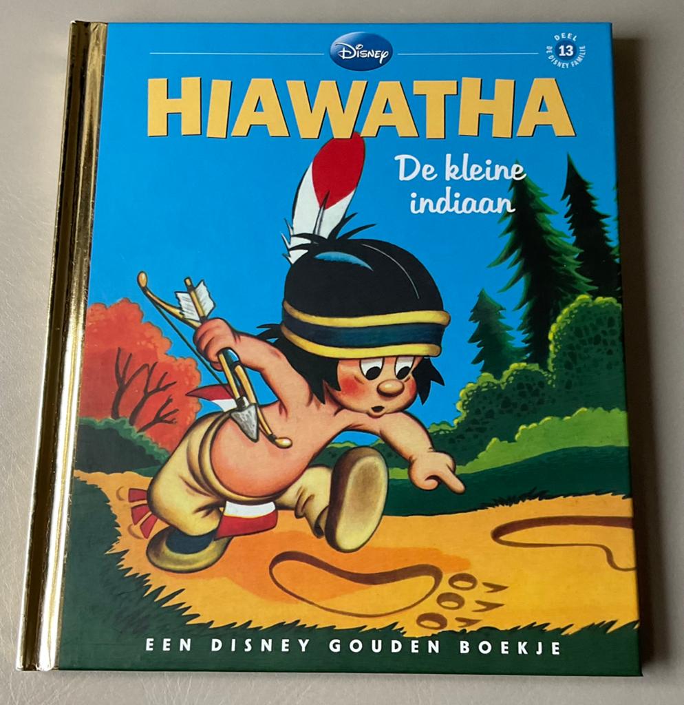 Disney Gouden Boekje - Hiawatha De kleine indiaan, Ophalen of Verzenden, Zo goed als nieuw, Fictie algemeen