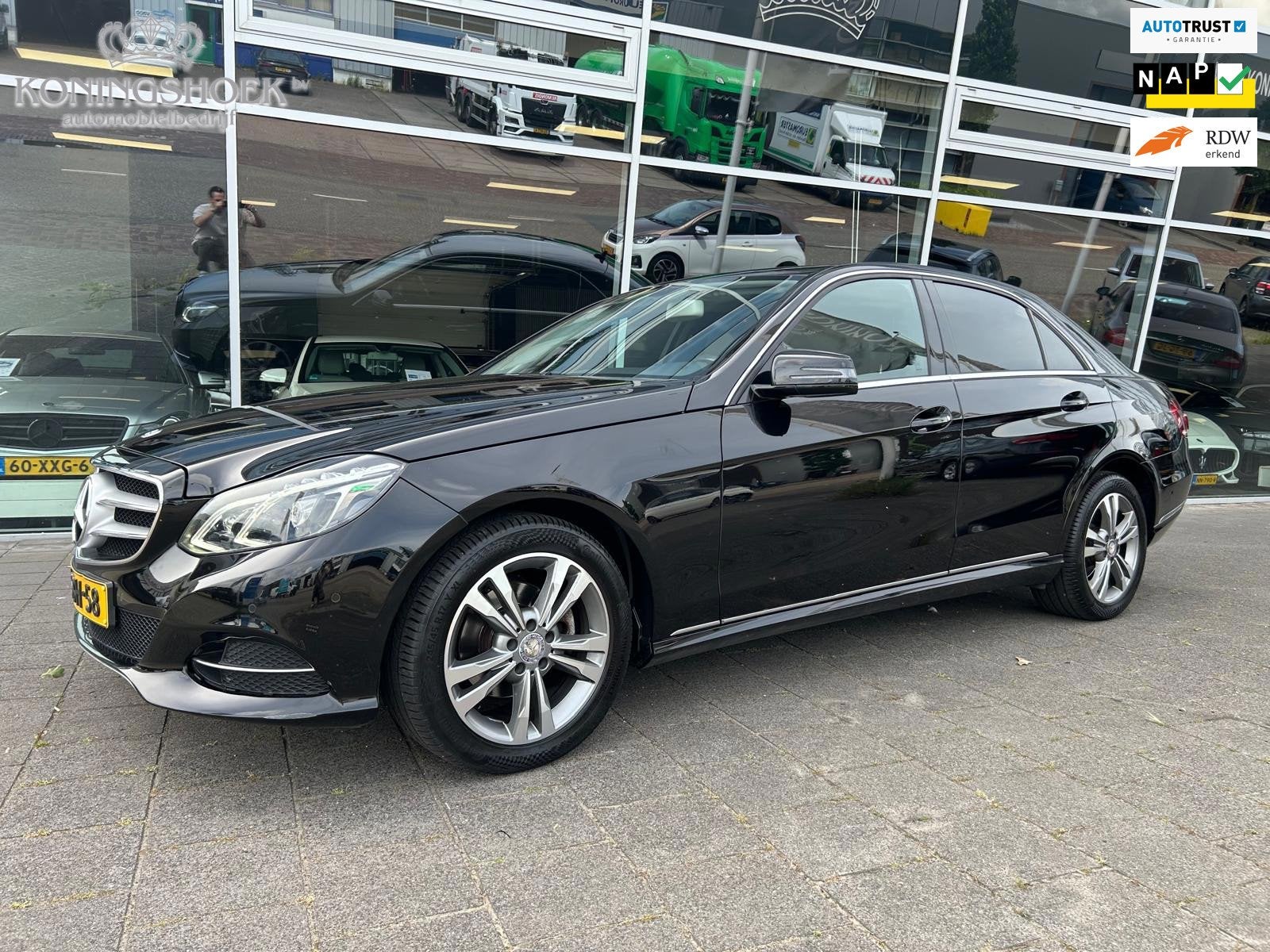 Mercedes-Benz E-klasse 200 Ambition Avantgarde, Automaat, Achterwielaandrijving, Gebruikt, 4 cilinders
