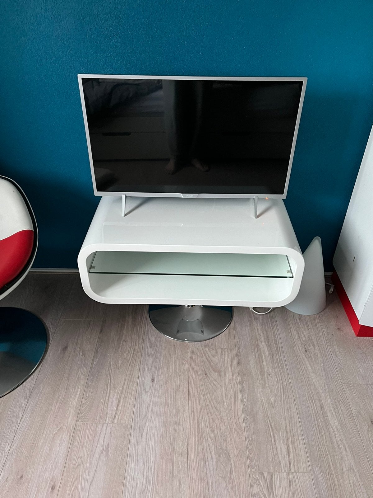 Space age Televisiemeubel met trompetvoet, Ophalen, Gebruikt, 50 tot 100 cm, Glas