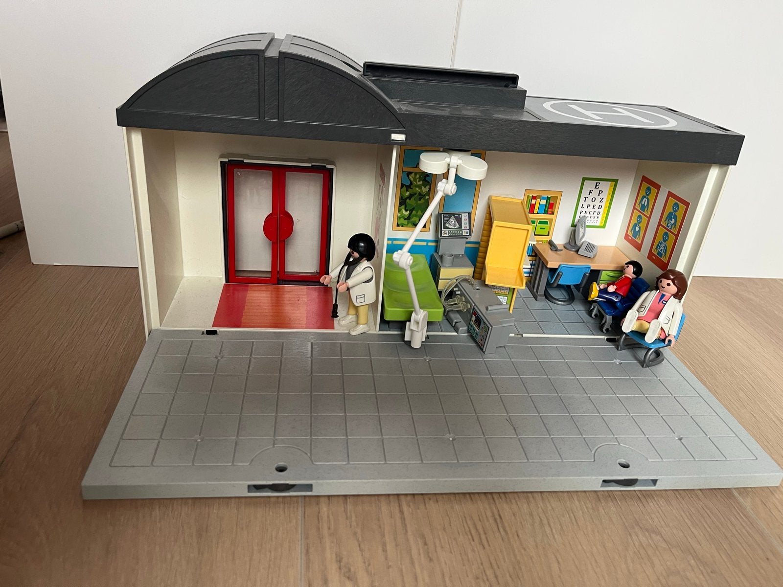 Playmobil Ziekenhuis / Dokterspraktijk met accessoires, Ophalen of Verzenden, Gebruikt, Jongen of Meisje