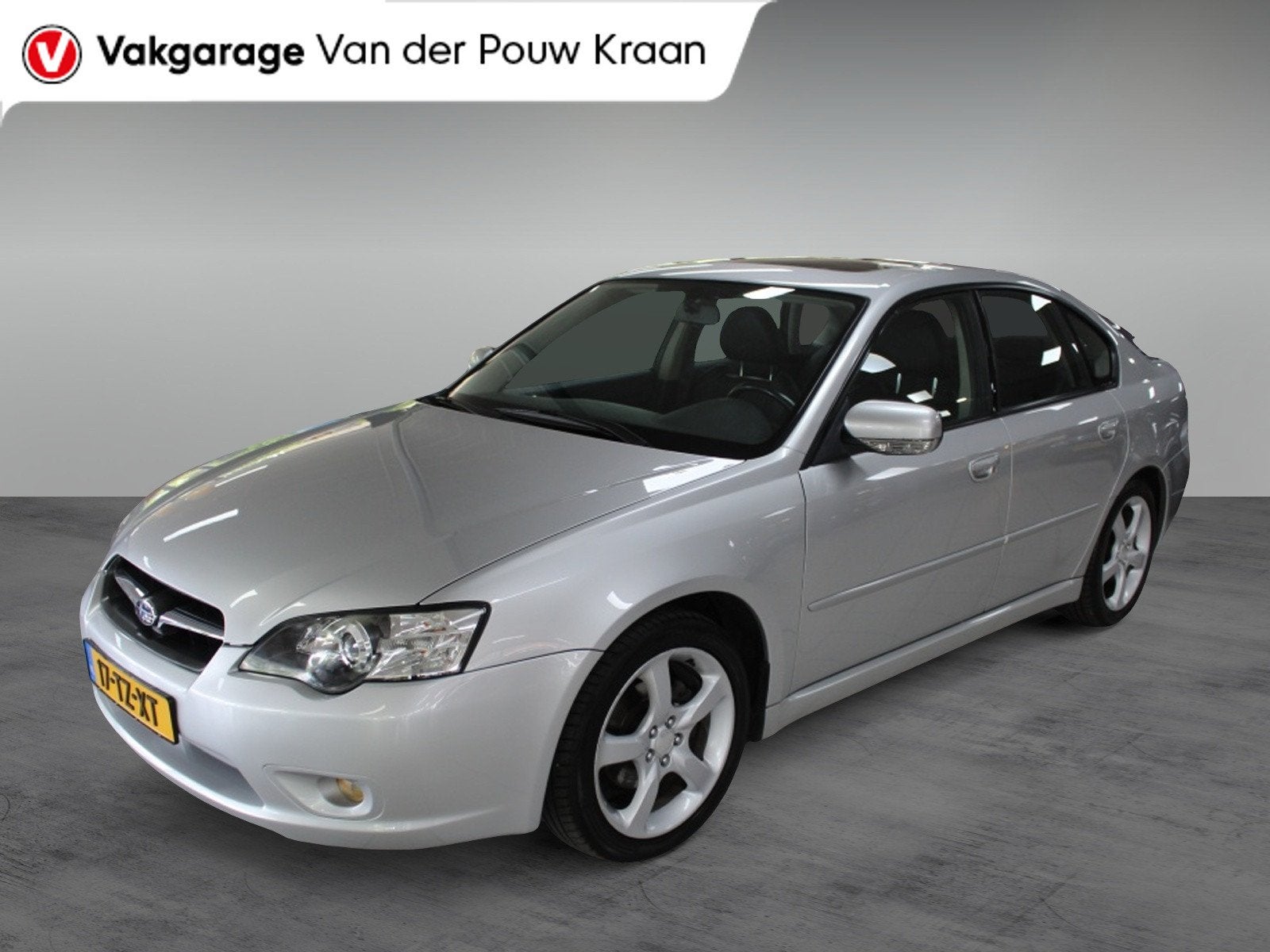 Subaru Legacy 2.0R Executive Automaat "YOUNGTIMER", Auto's, Subaru, Gebruikt, Zwart, Legacy, Automatische klimaatregeling
