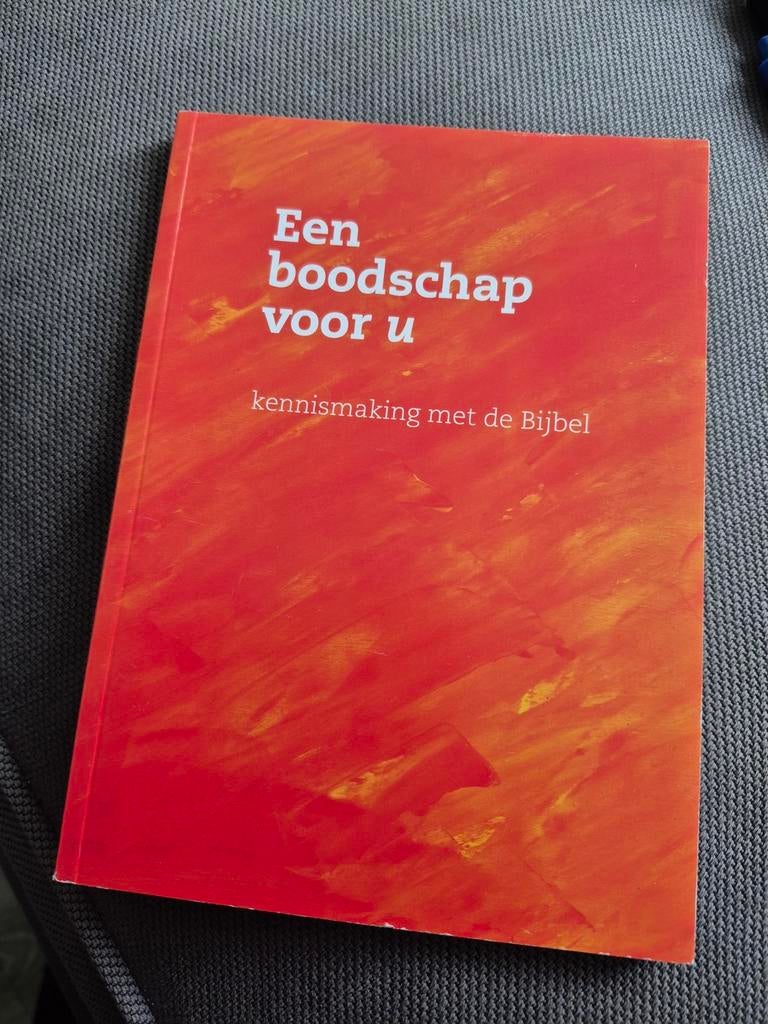 Een boodschap voor u: kennismaking met de Bijbel, Ophalen of Verzenden, Zo goed als nieuw, Onbekend, Christendom | Katholiek