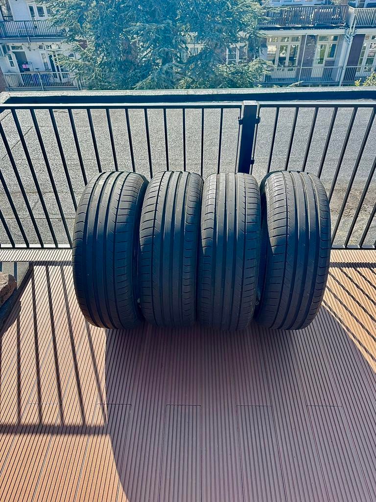 4x Demo Zomerbanden Vredestein Ultrac Pro 235/55R19 105Y XL, Zakelijke goederen, Agrarisch | Onderdelen | Banden, Velgen en Assen
