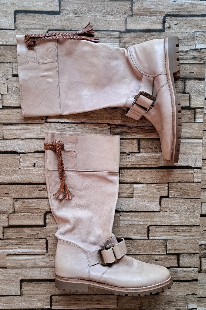 ESSENTIEL - supermooie beige leren laarzen, maat 40, Hoge laarzen, Verzenden, Beige, Zo goed als nieuw