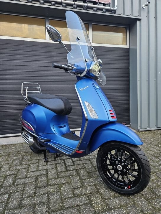 VESPA SPRINT 4T E5 BROM 2021 MAT BLAUW 13858 + OPTIES 1E EIG, Overige modellen, Onbekend, Ophalen of Verzenden, Zo goed als nieuw