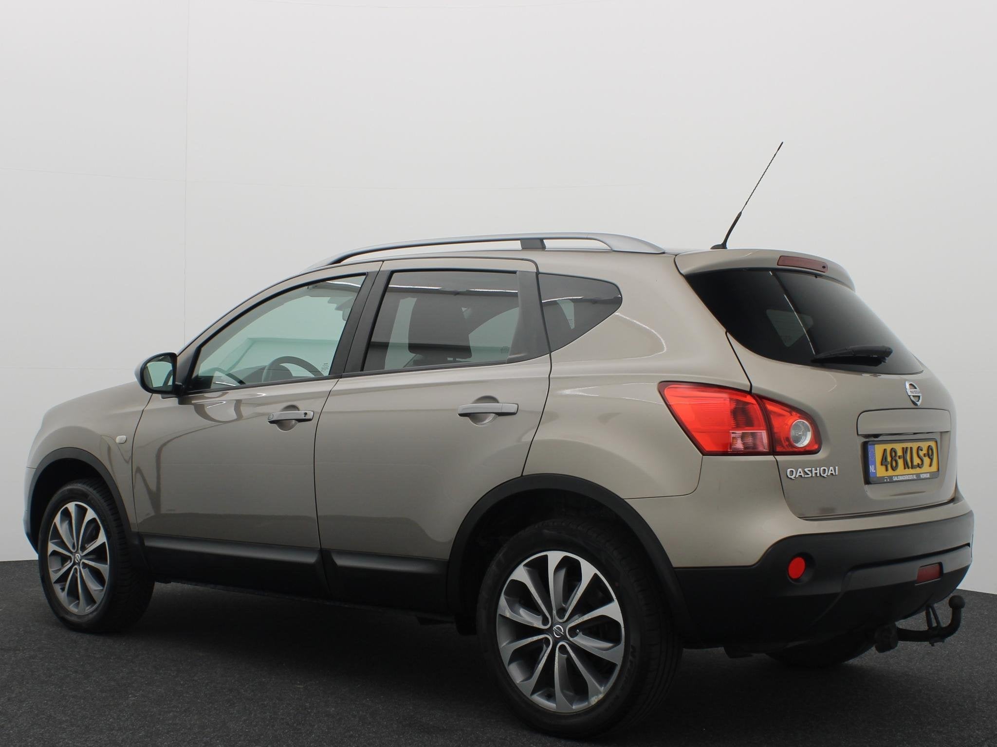 Nissan Qashqai 1.6 Connect Edition TREKHAAK / PANORAMADAK /, Auto's, Voorwielaandrijving, 1272 kg, Gebruikt, 4 cilinders