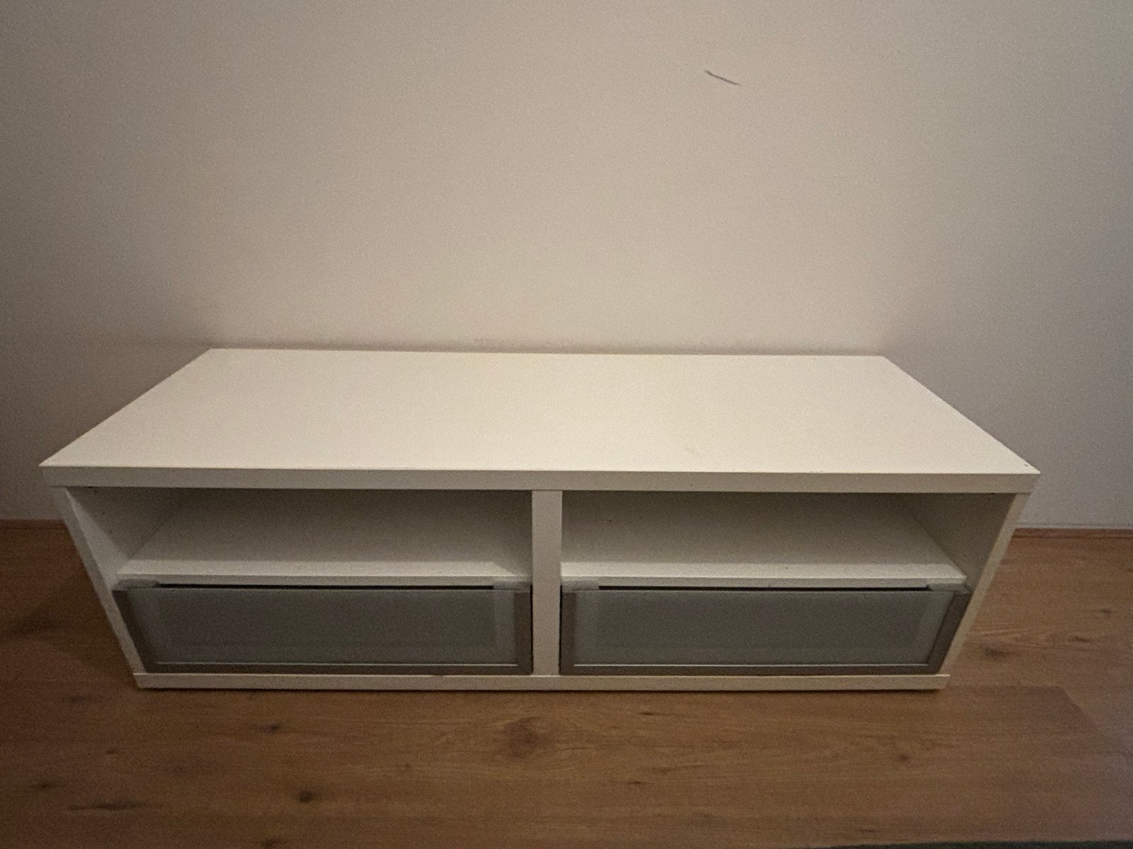 Wit TV-meubel IKEA met lades, Huis en Inrichting, Gebruikt, Ophalen of Verzenden, Minder dan 70 cm, 120 tot 170 cm