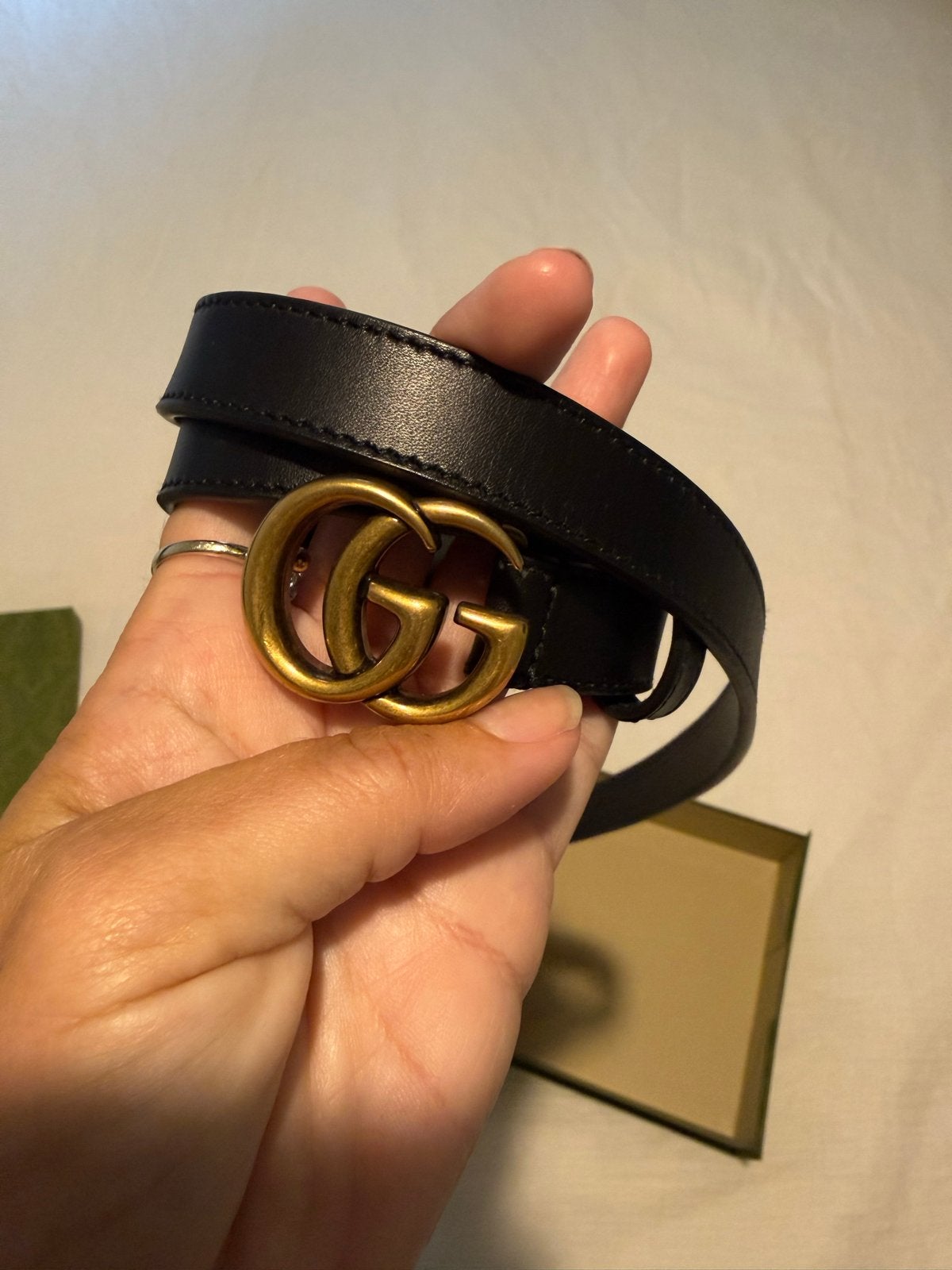 Gucci GG Marmont Leren Riem - Zwart met Gouden Gesp, Kleding | Dames, Minder dan 3 cm, 80 tot 90 cm, Tailleriem, Ophalen of Verzenden