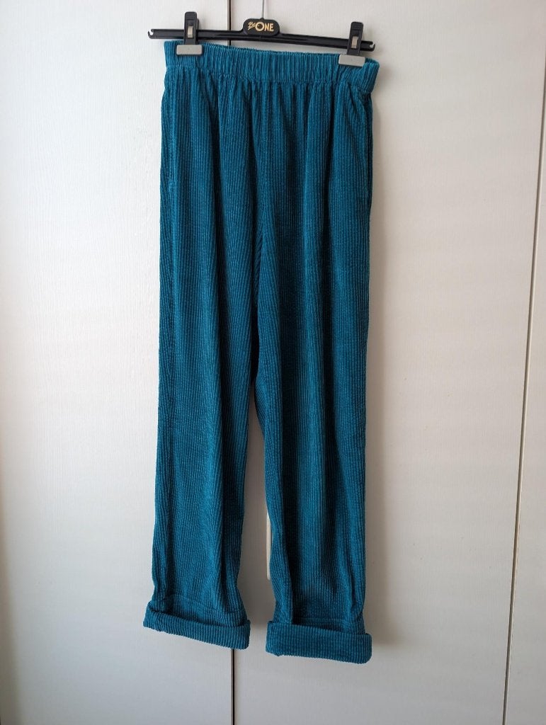Leuke wijdere blauwe ribbroek van American Vintage, Kleding | Dames, Maat 38/40 (M), Blauw, Ophalen of Verzenden, American Vintage