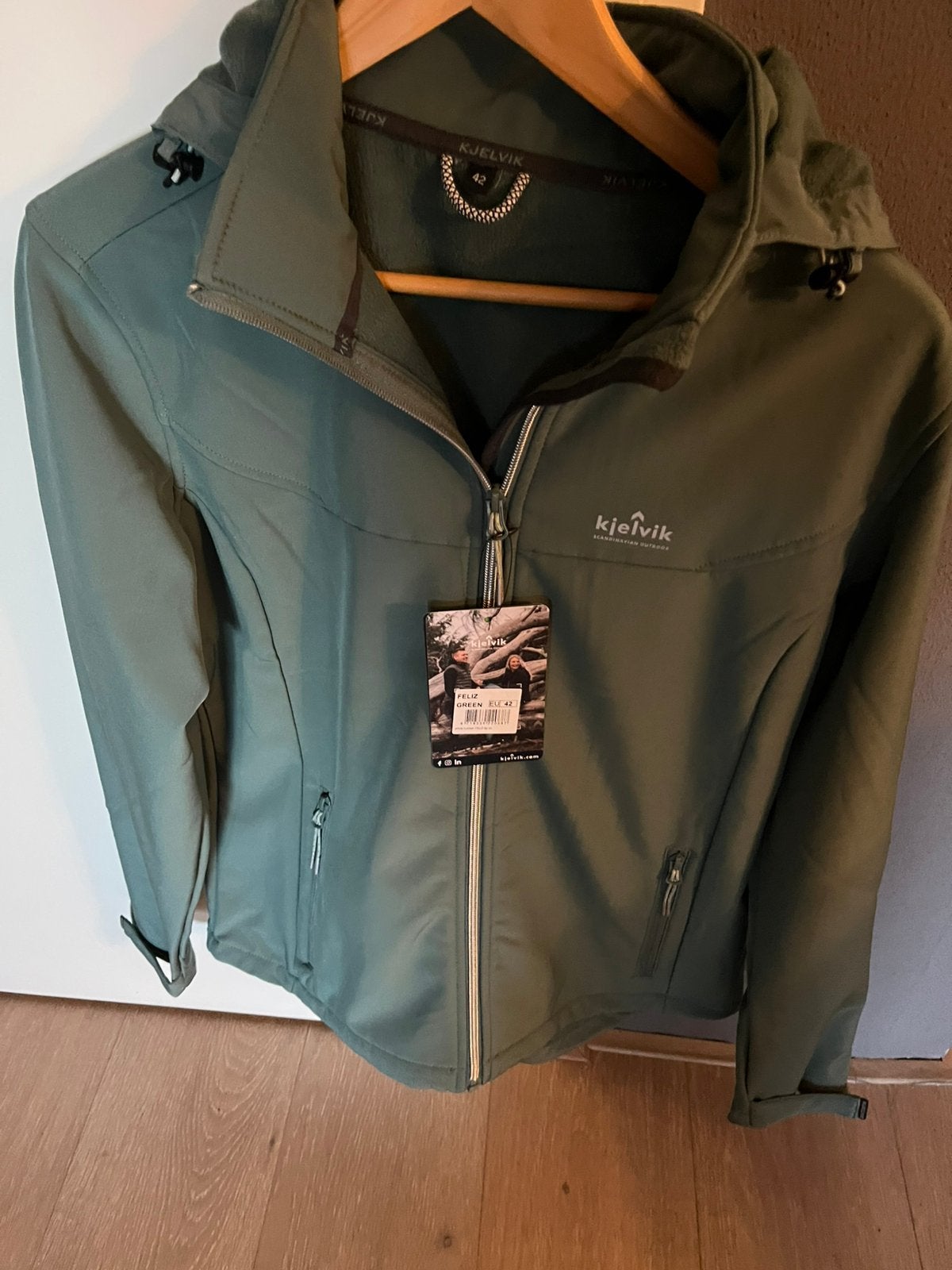Damesjas, Ophalen of Verzenden, Nieuw, Maat 56/58 (XL), Groen