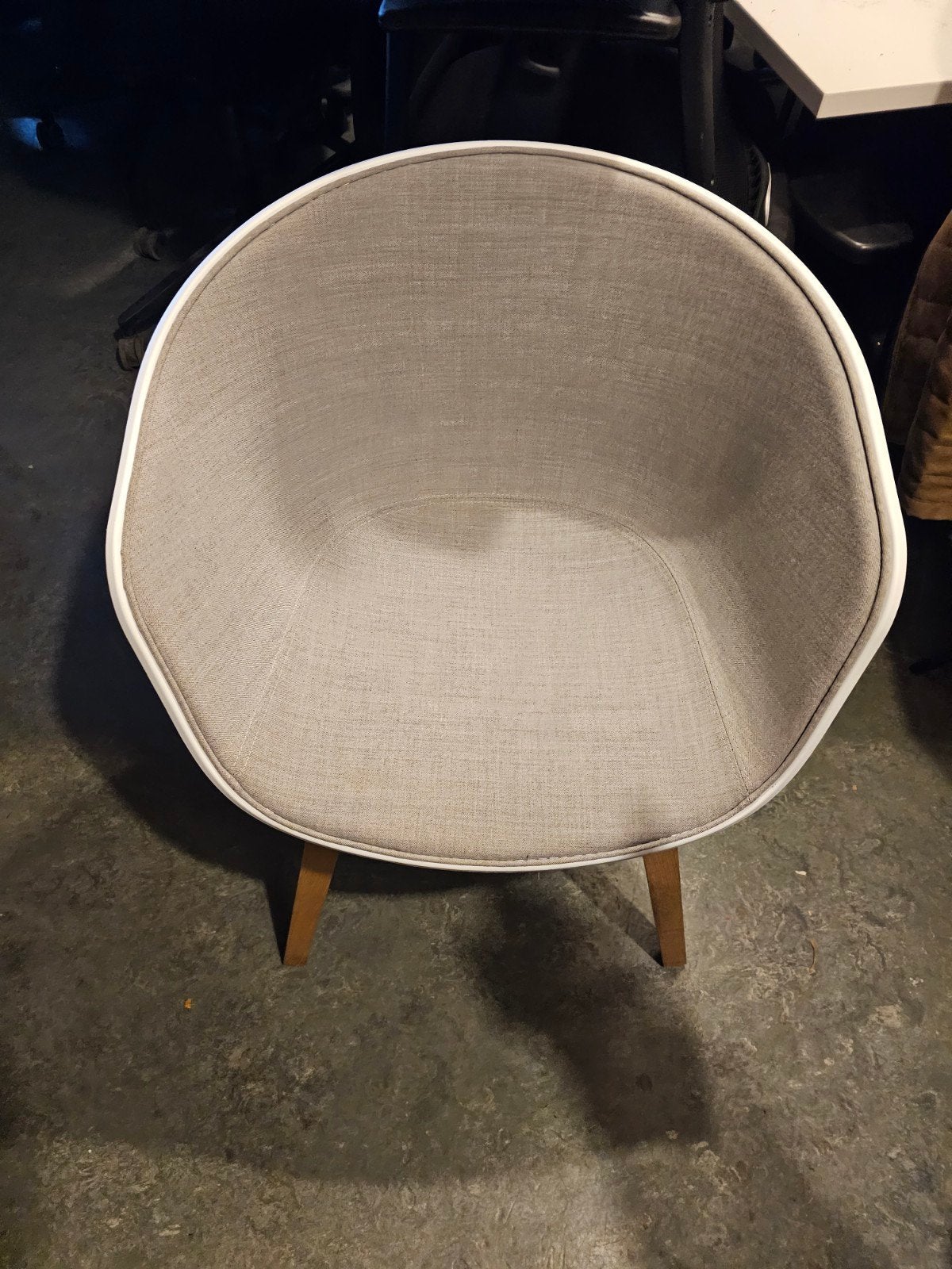 Hay Design stoelen AAC23 €95,= perstuk, Huis en Inrichting, Ophalen of Verzenden, Twee