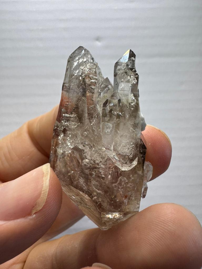 Rookkwarts vensterkwarts dubbeleinder - Goboboseb, Namibië, Ophalen of Verzenden, Mineraal