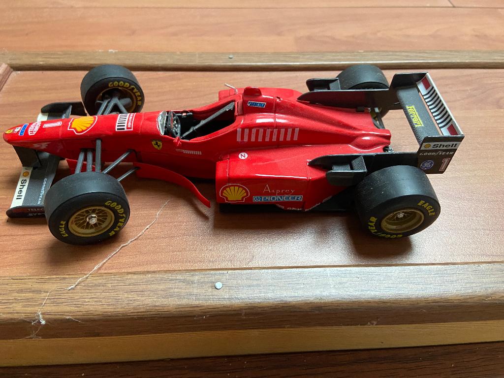 Ferrari f310 1996 scale 1/20, Ophalen, Zo goed als nieuw, Auto, Maisto