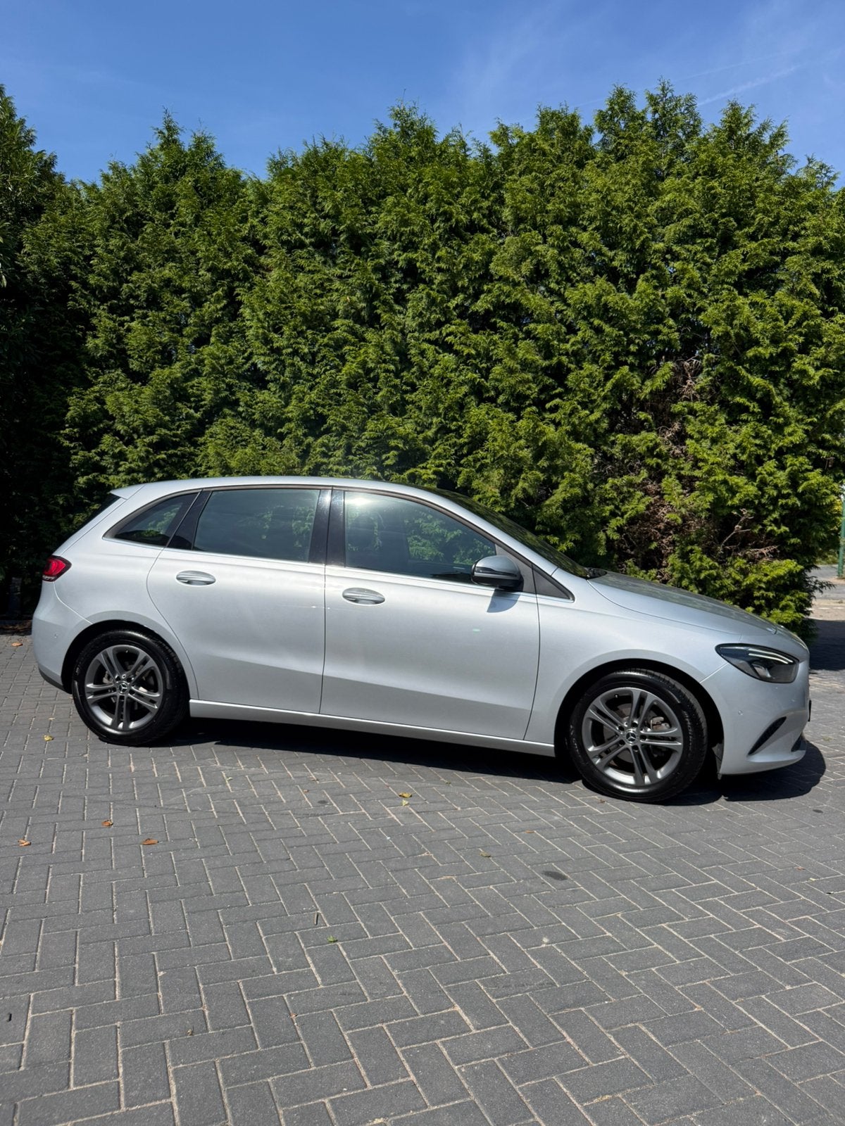 Mercedes-Benz B-Klasse B180 136PK 7G-DCT 2019 Grijs, 136 pk, 4 cilinders, 700 kg, Origineel Nederlands
