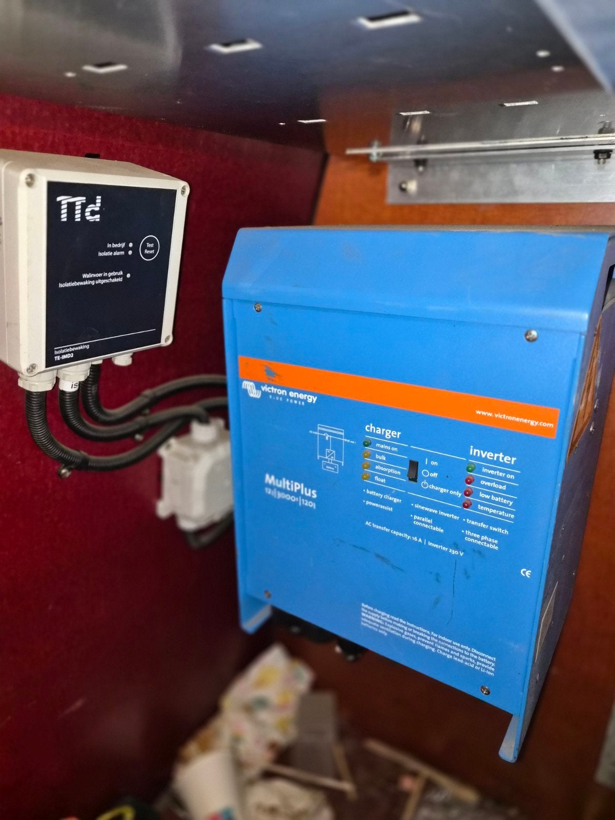 Omvormer plus acculader Victron Multiplus, Ophalen, Nieuw