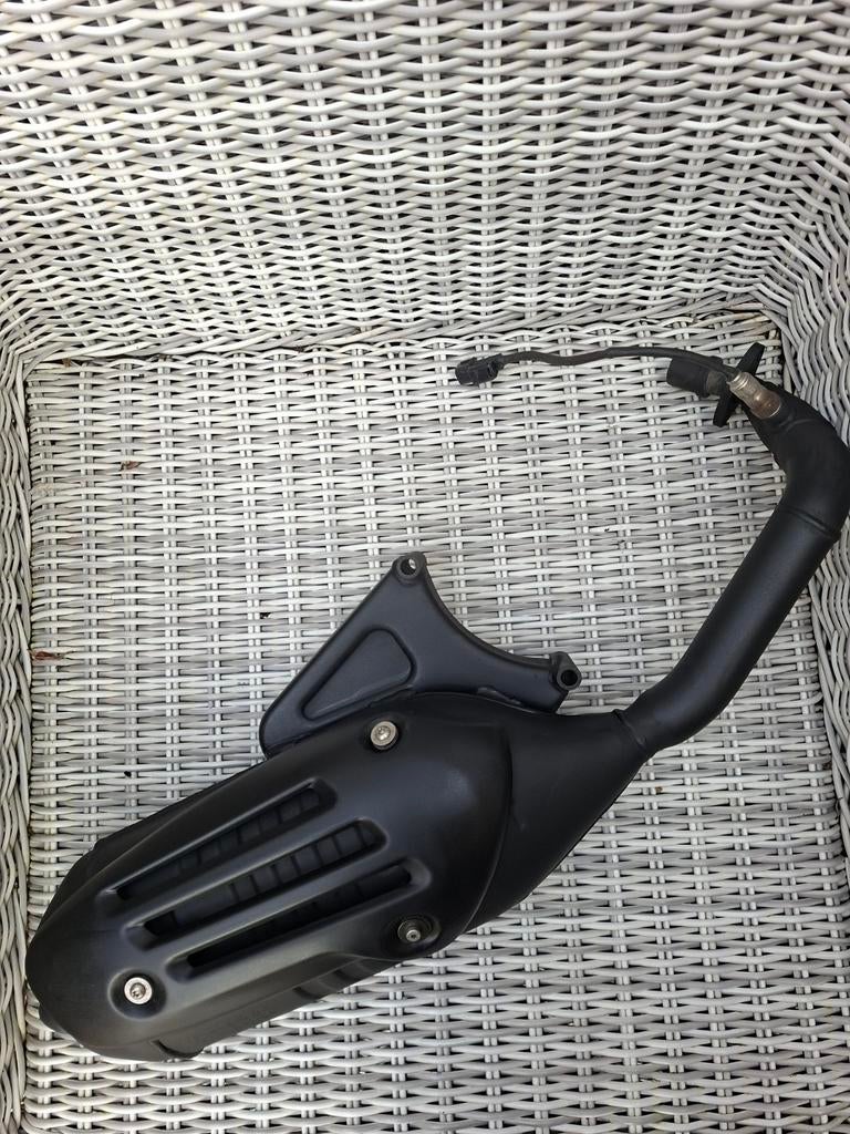 Vespa Originele Uitlaat Sprint / Primavera 4T 3V Euro5 model, Fietsen en Brommers, Brommeronderdelen | Scooters, Ophalen of Verzenden