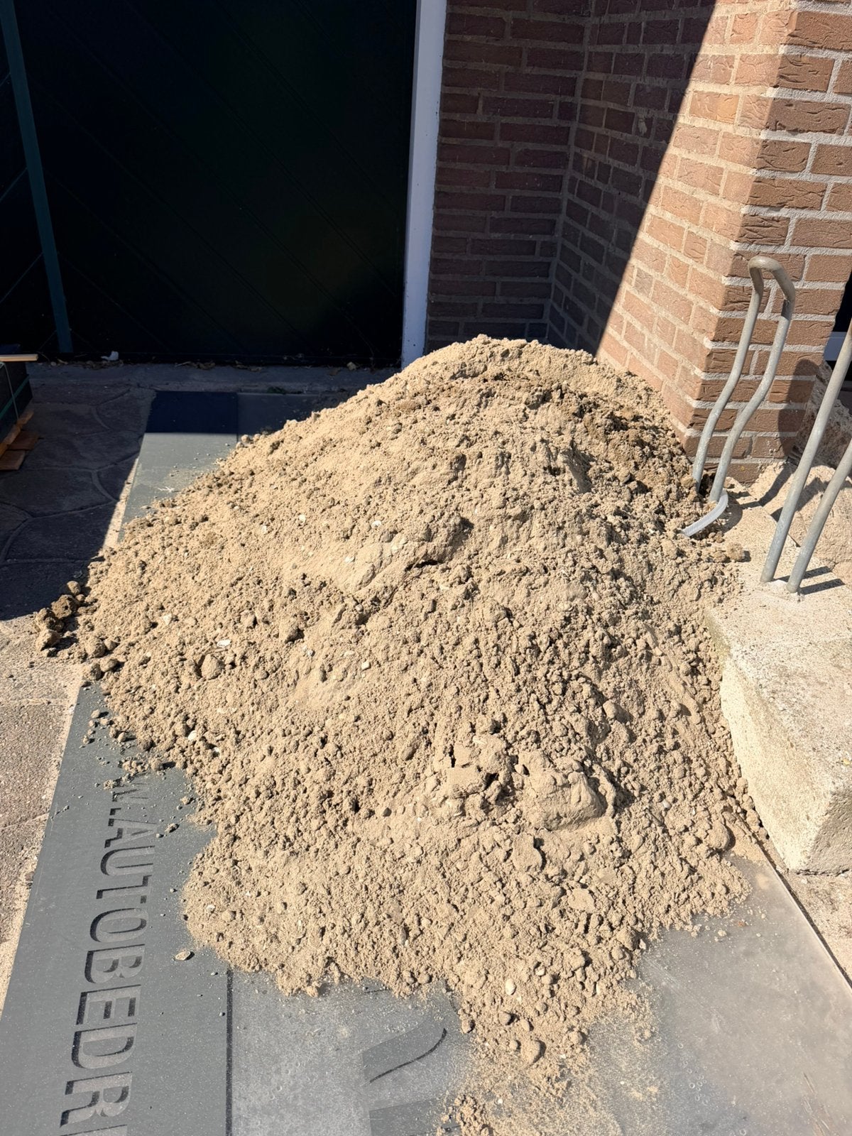 1.5 m3 zand gratis af te halen!, Tuin en Terras, Zand, Ophalen, Gebruikt, Ophoogzand