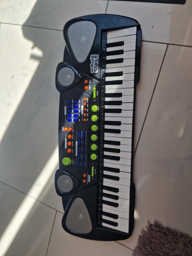 My Music Style Keyboard - Elektronisch Speelgoed Piano, Muziek en Instrumenten, Keyboards, Ophalen, Gebruikt, Overige aantallen