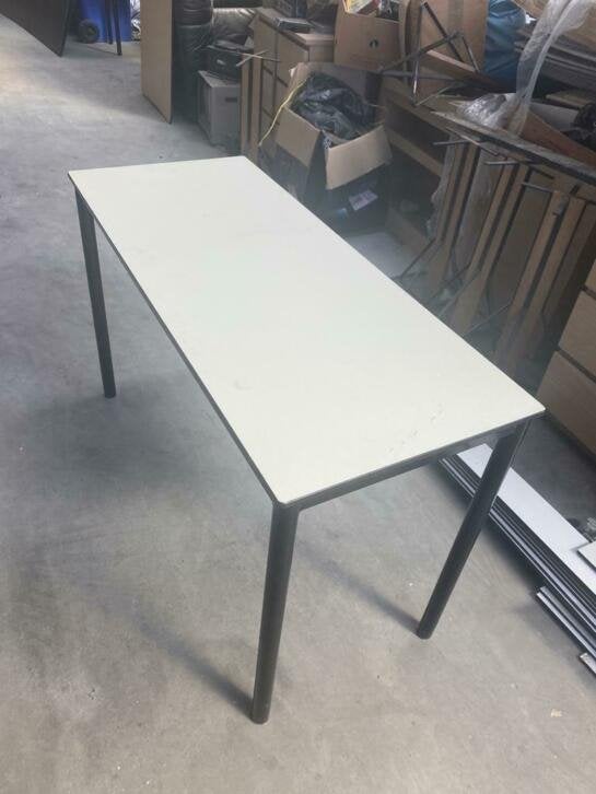 Bijzettafeltje 50x120,5cm 75cm hoog wit blad €40,, Huis en Inrichting, Tafels | Bijzettafels, Overige materialen, Gebruikt, Niet ingevuld