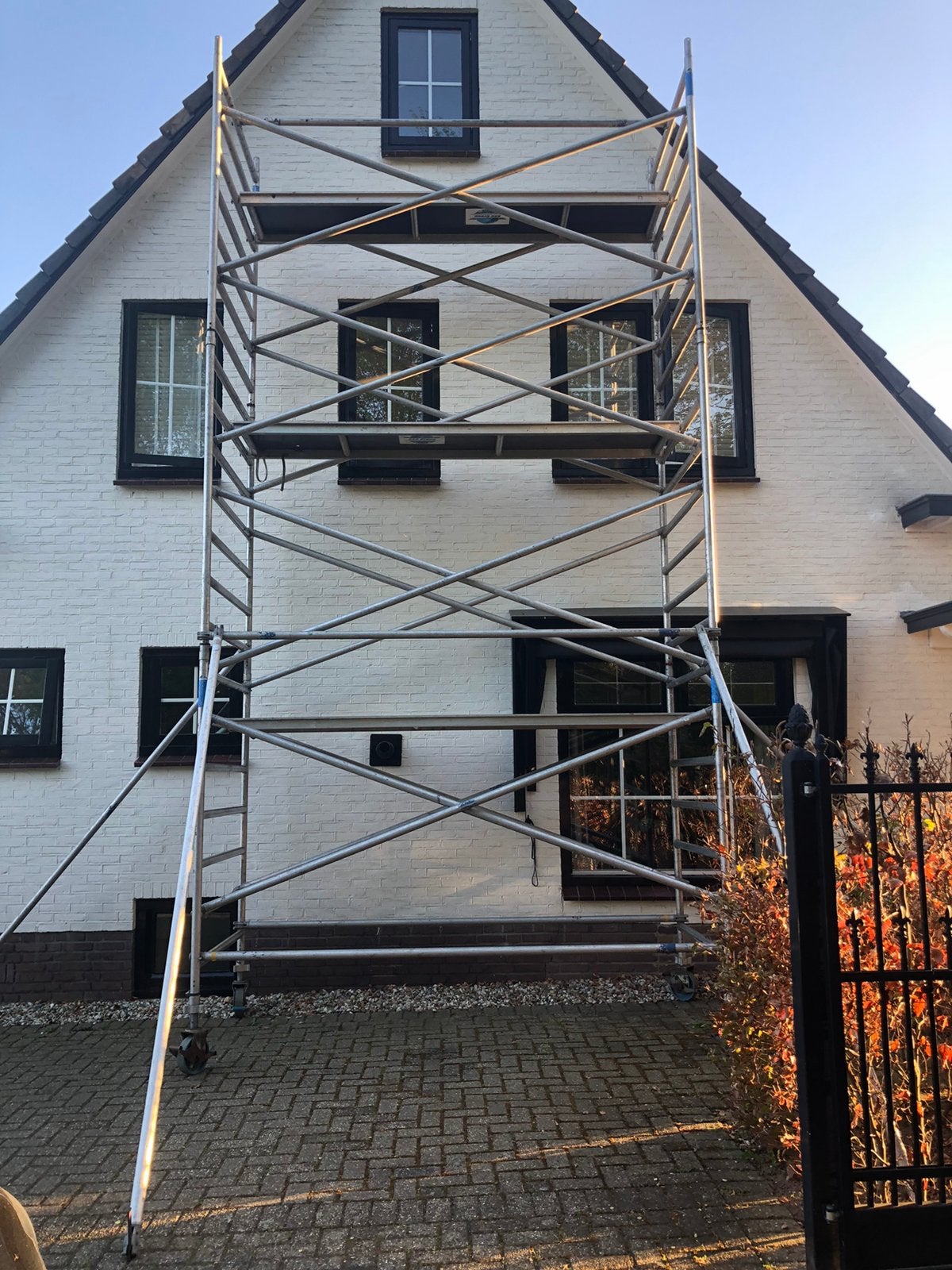 Altrex steiger, Ophalen, Zo goed als nieuw, Rolsteiger of Kamersteiger, 5 meter of hoger