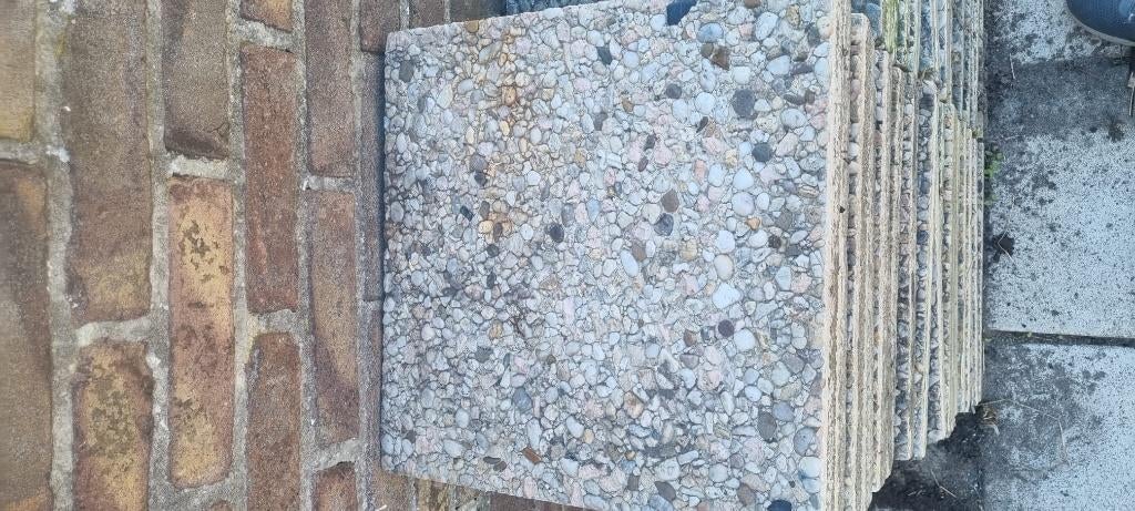 Gratis af te halen grindtegels, Ophalen, Gebruikt, 10 m² of meer, Beton