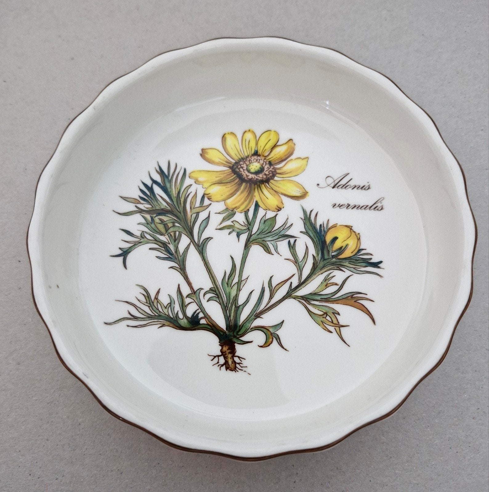Porcelaine bloemschaaltje ( dia. 11,5 cm ), Ophalen