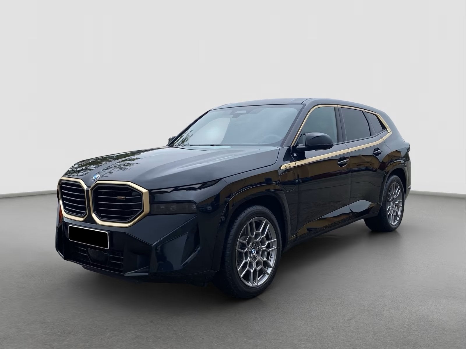 BMW XM PHEV 30 kWh 653 PK V8 ACC Head-Up Trekhaak 21 Inch Ma, Auto's, BMW, 12 maanden, Gebruikt, 4395 cc, Zwart