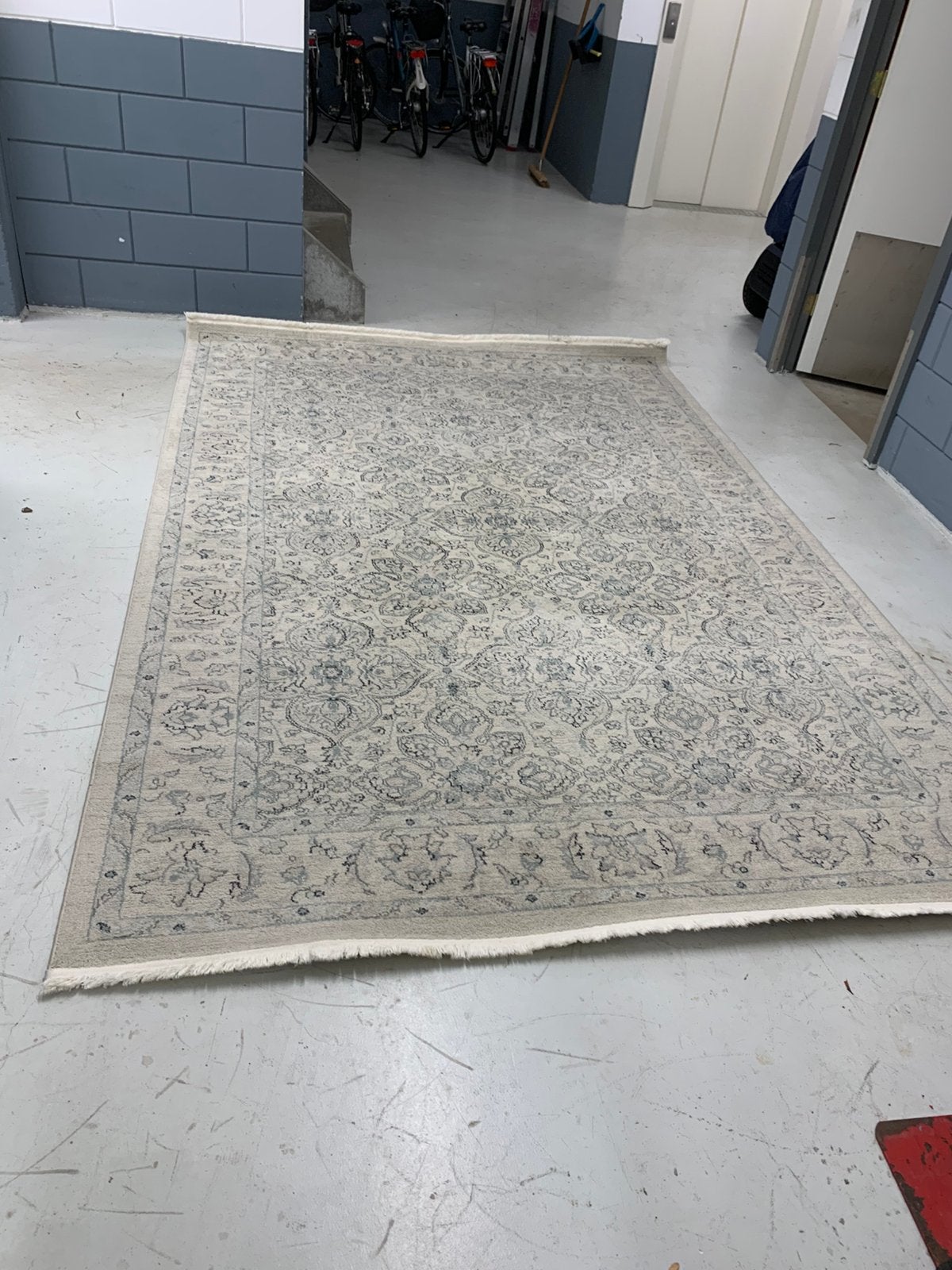 Ziegler vloerkleed, Ophalen, Beige, 200 cm of meer, Zo goed als nieuw