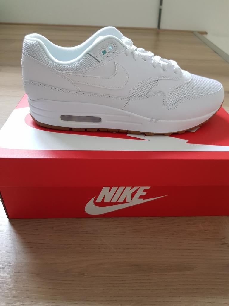 Nike Air max 1 White Gum Sole 42 DS Nieuw, Wit, Nike, Nieuw, Ophalen of Verzenden