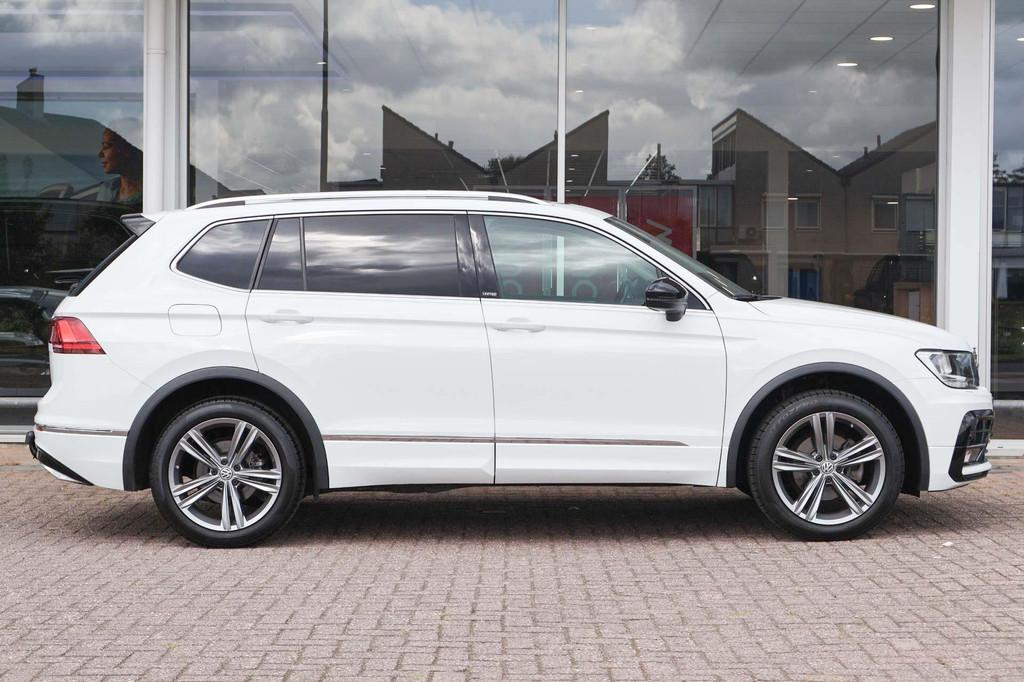 Volkswagen Tiguan Allspace 2.0 TDI 150pk DSG Highline Busine, Auto's, Volkswagen, 12 maanden, Stof, Gebruikt, Euro 6