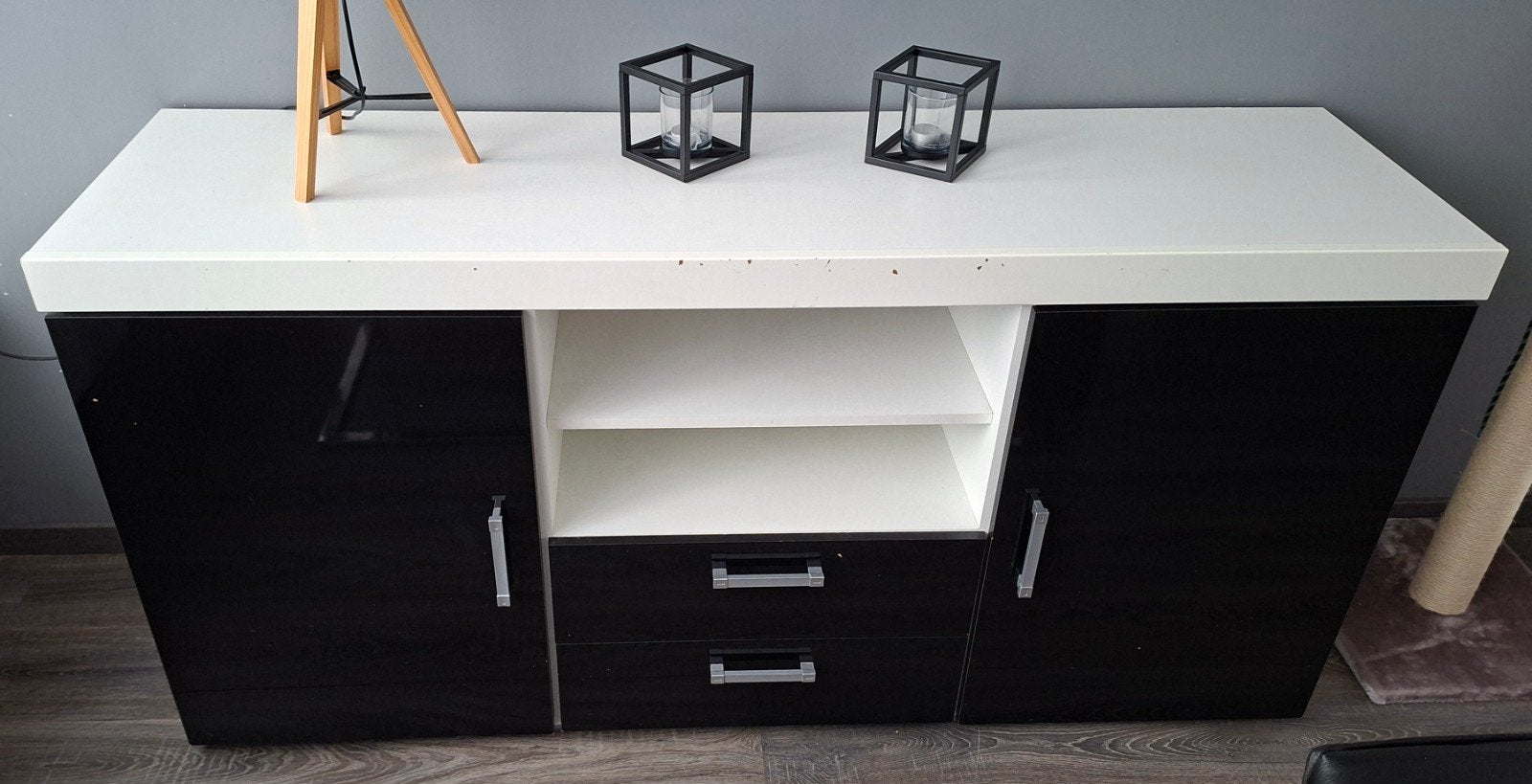 Modern dressoir zwart/wit met lades, 2 deuren en planken, Ophalen, Gebruikt, Met deur(en), 150 tot 200 cm