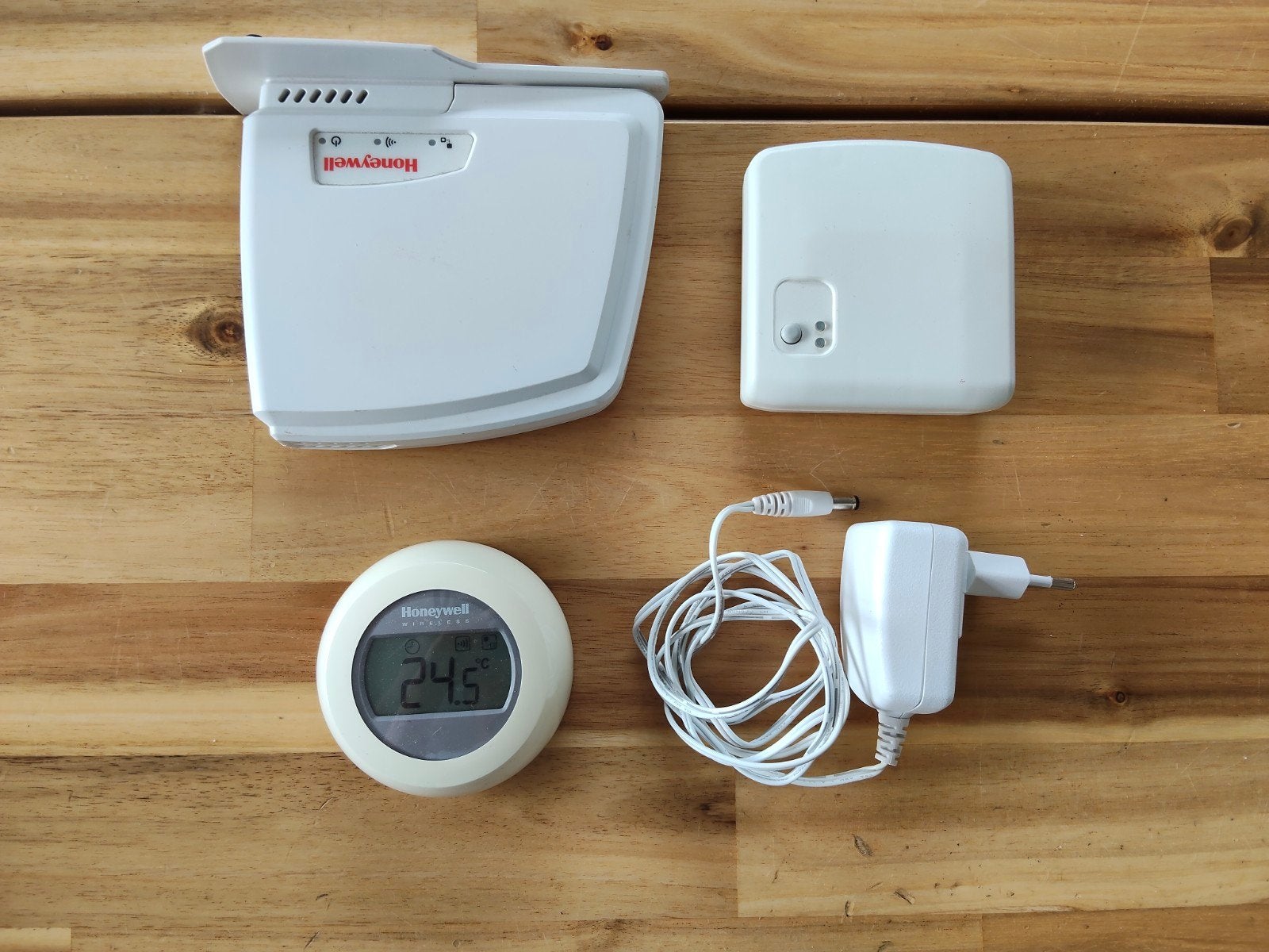 Draadloze Thermostaat set - Honeywell Home Round Connecte, Doe-het-zelf en Verbouw, Thermostaten, Ophalen of Verzenden