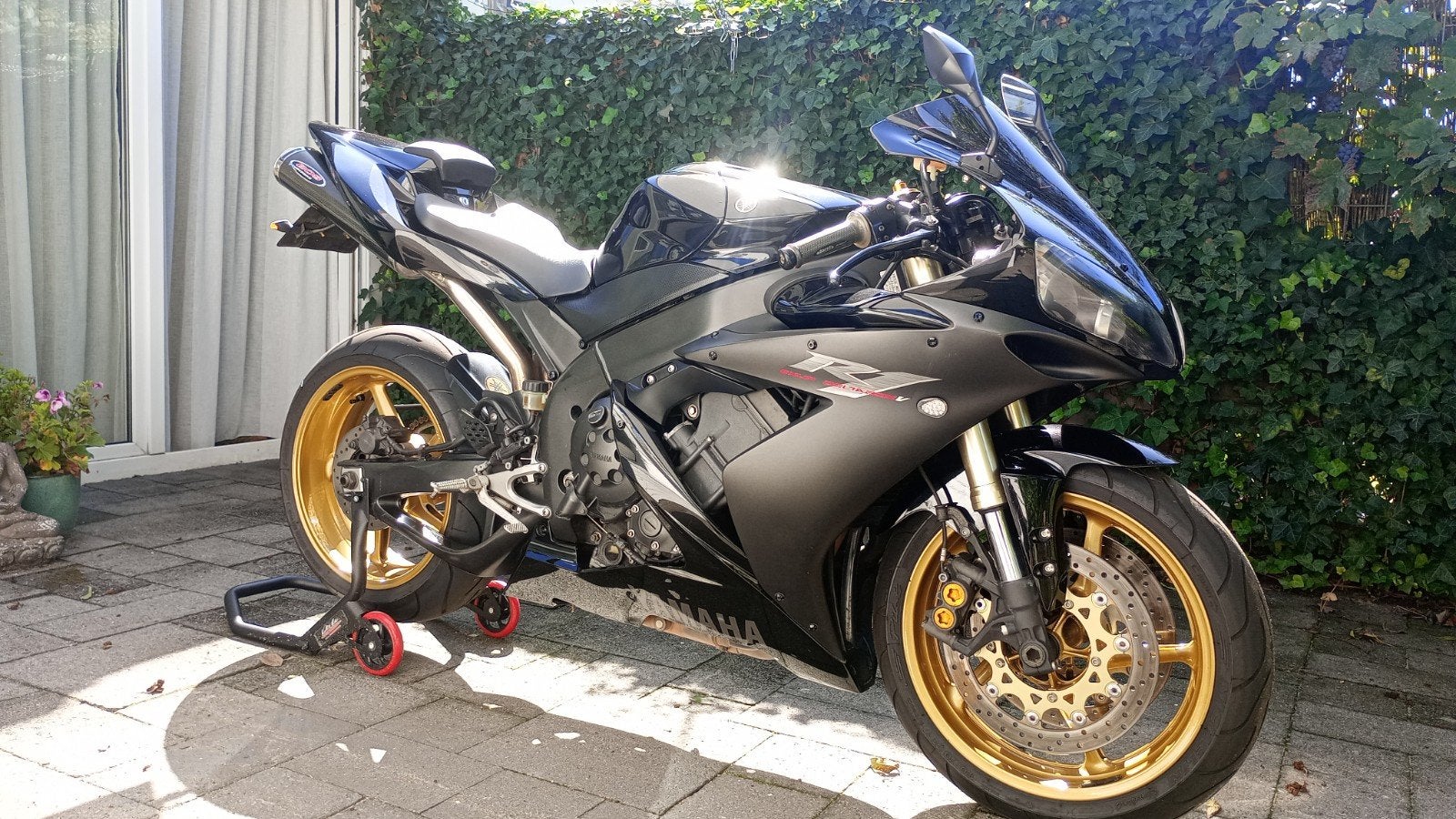 TE KOOP Yamaha R1 uit 2004, 4 cilinders, Gebruikt, Super Sport, Particulier