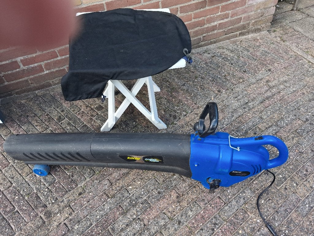 Blad... Blazer en  zuiger, Tuin en Terras, Ophalen, Gebruikt, Kinzo, Garden Feelings, Elektrisch