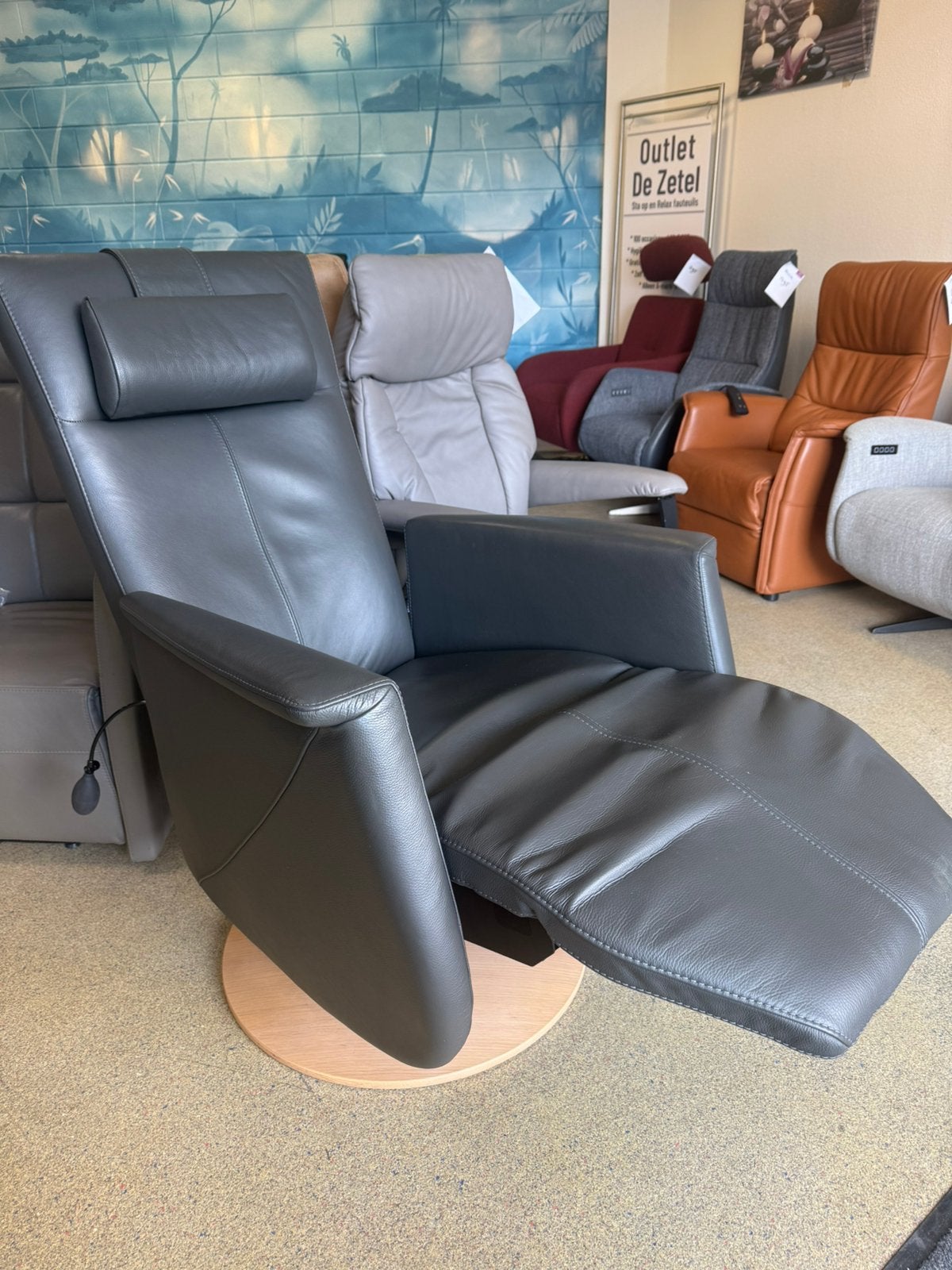 Prominent Large Toscane relax fauteuil leer accu draaivoet, Ophalen of Verzenden, Zo goed als nieuw, Leer, Gratis bezorging regio Utrecht