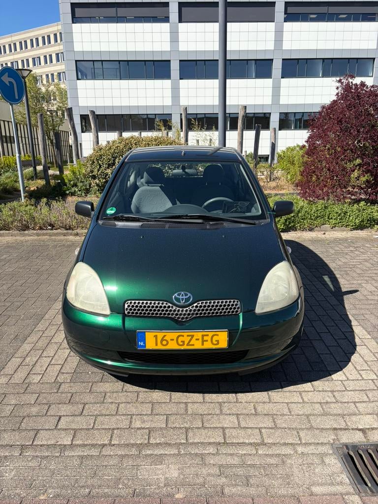 Toyota Yaris 1.3 16V 3DR 2001 Groen, Voorwielaandrijving, 1299 cc, 31 €/maand, 4 cilinders